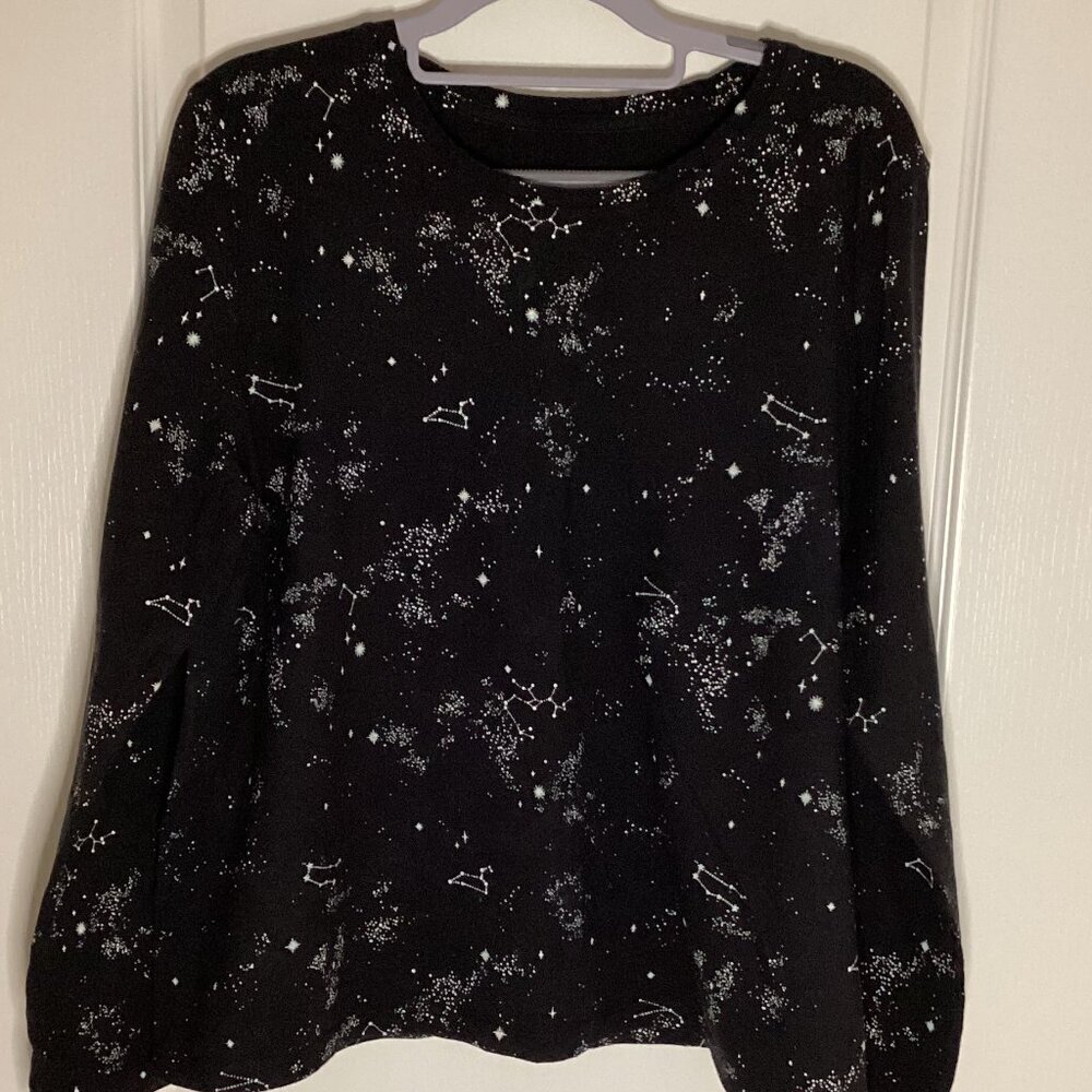 Reitmans Women's Black Long Sleeve Cosmic T-Shirt Astronomy Stars Size L/XL - Picture 2 of 8